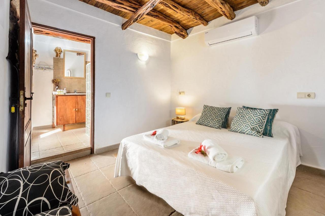 Agroturismo Rural Can Prats Santa Eularia des Riu Buitenkant foto